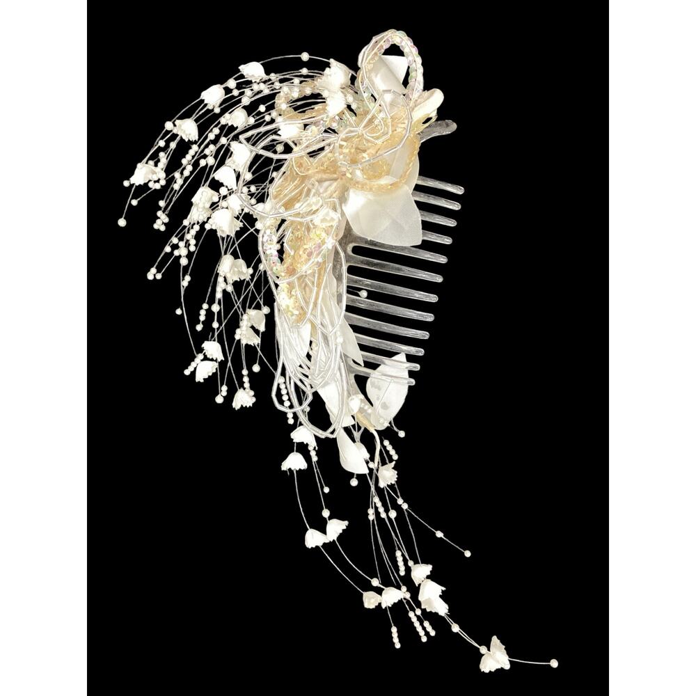 VTG Head Piece/Fascinator Women’s 1 Size Leaves And Flowers Beads Sequins White